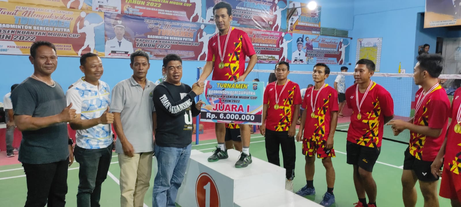 Turnamen Badminton Sukses, Ketua Koni Puji Polsek Kuantan Mudik