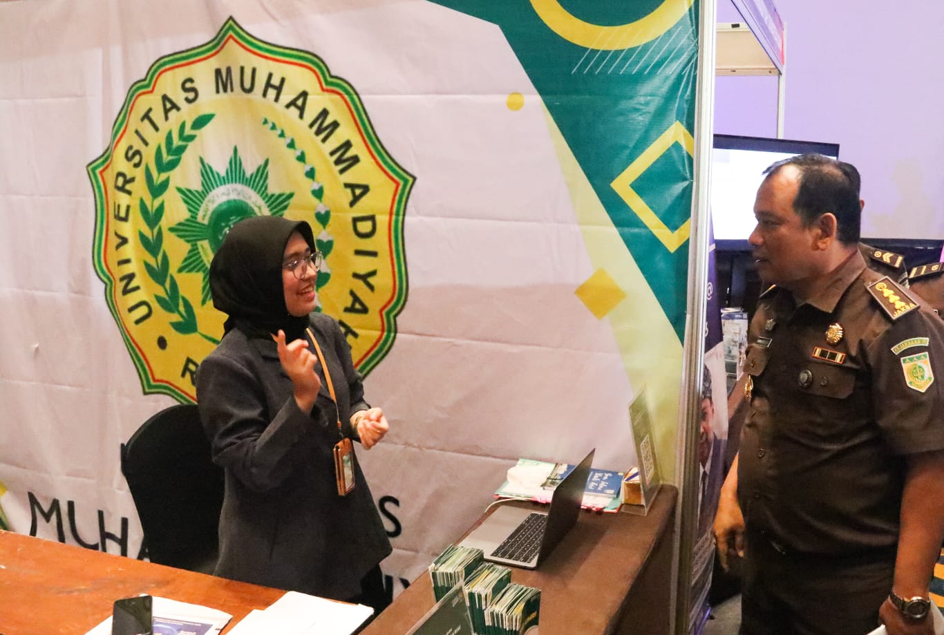 Kejati Riau Hadiri Kegiatan Pameran Pendidikan Di SkA Co Ex Pekanbaru