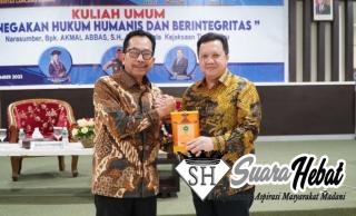Kajati Riau Akmal Abbas Jadi Narasumber di Fakultas Hukum Universitas Lancang Kuning