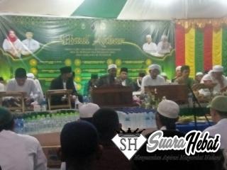 Bupati Bengkalis Hadirin Acara Haul Akbar Bersama Wakil DPRD Bengkalis Di Desa Senggoro
